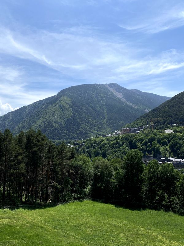 Image gallery of track Tomb per la Massana