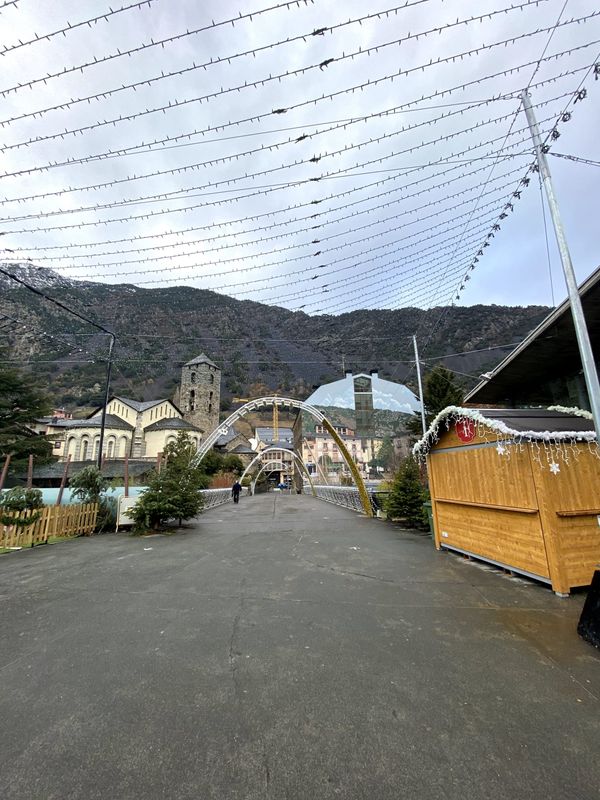 Galeria d'imatges de la ruta Plaça del Poble Casa de la Vall