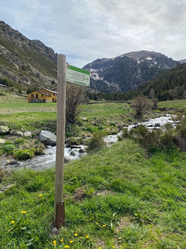 Image gallery of track Estanys de Siscaró
